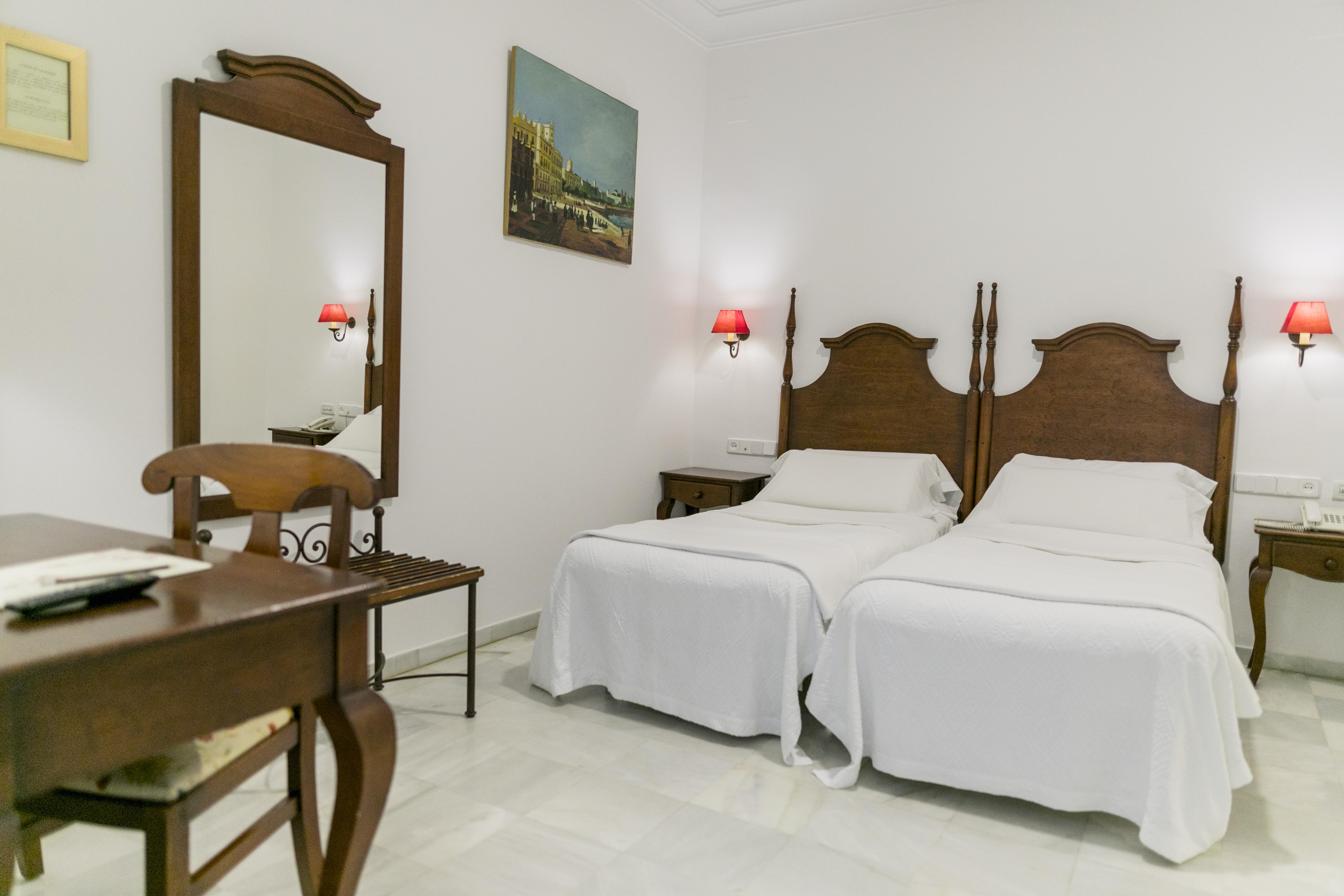 Hotel Cortes De Cadiz