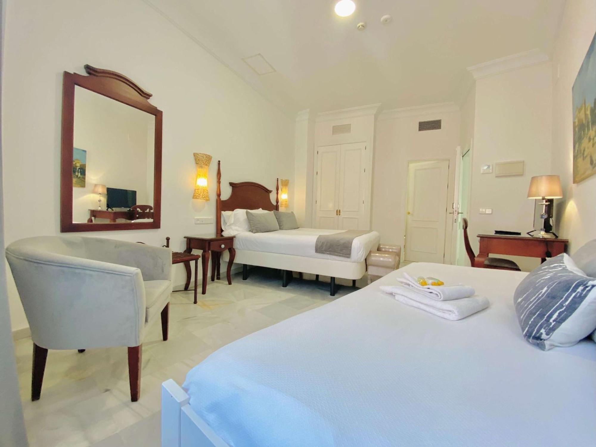 Cortes De Hotel Cadiz